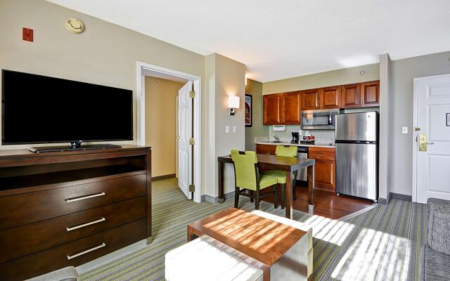 Homewood Suites by Hilton Dulles Int'l Airport