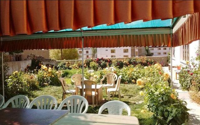 Dorje Guest House