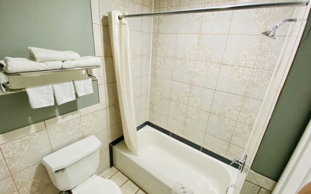 Home Place Inn & Suites