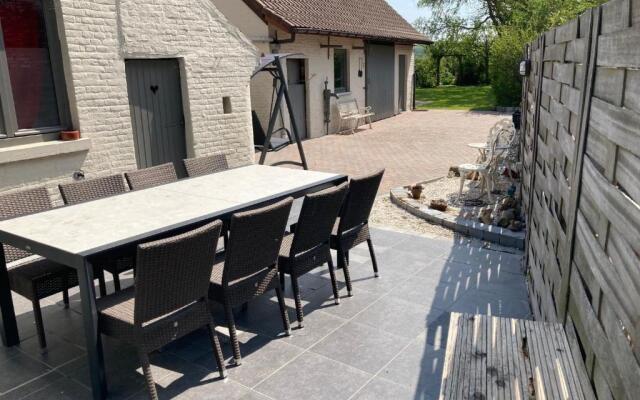 Enjoytoday 49 - Luxueus familieverblijf aan de voet van de Koppenberg