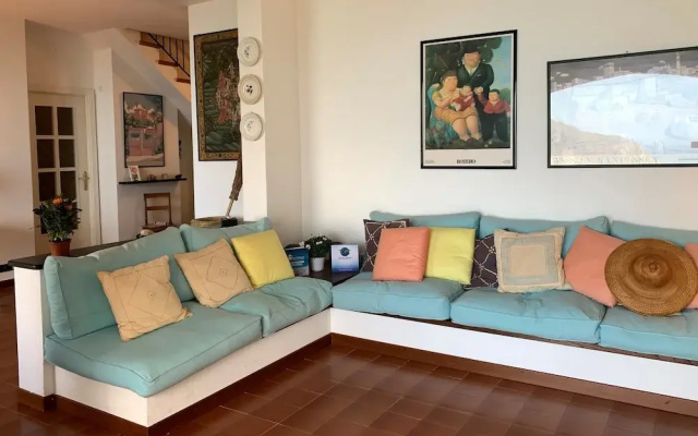 House Mediterraneo