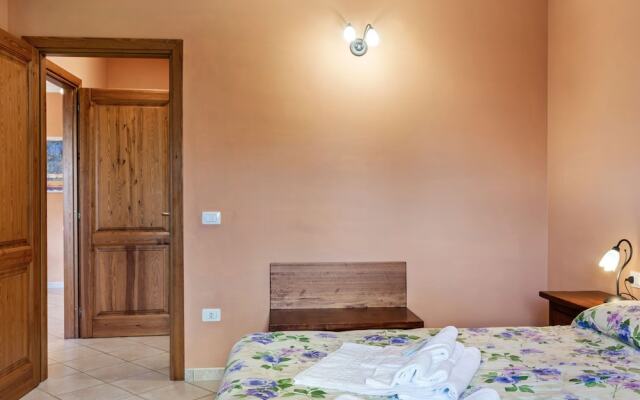 Modern Holiday Home in Sorano With Swimming Pool