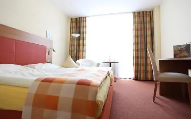 Hotel Garni Max Zwo