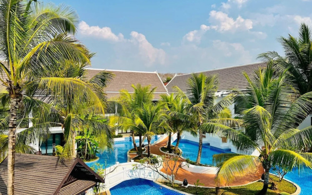 Manyo Hotel and Resort