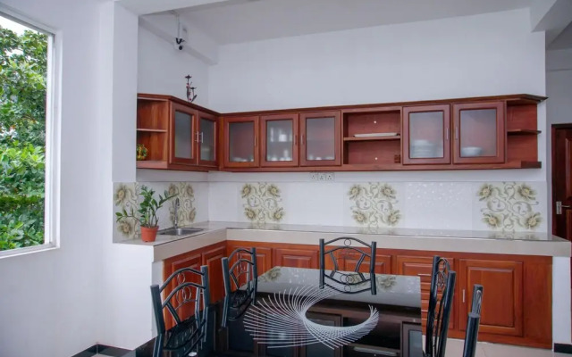 Oyo 380 Sapphire Home Stay