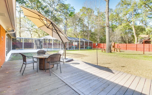 Pool + Gameroom: Family Fun Retreat in Hinesville!