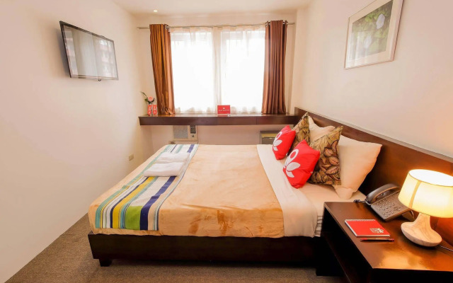 ZEN Rooms Makati Amorsolo