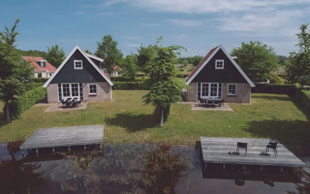 Group Stay in Eigen Wijze Near Playing Field