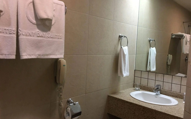 Sunny Bay Suites