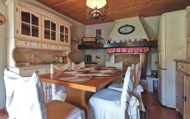 Holiday Home Mavrici - Two Bedroom Holiday Home with Pool