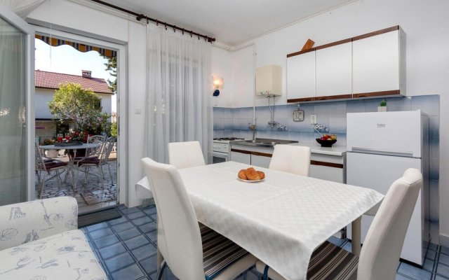 Nice Apartment in Pula With 2 Bedrooms and Wifi