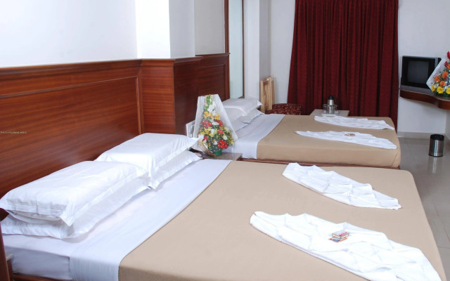 SNT Comforts Hotel