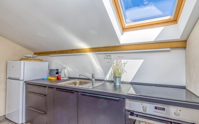 Beach Apartment Kostrena 2