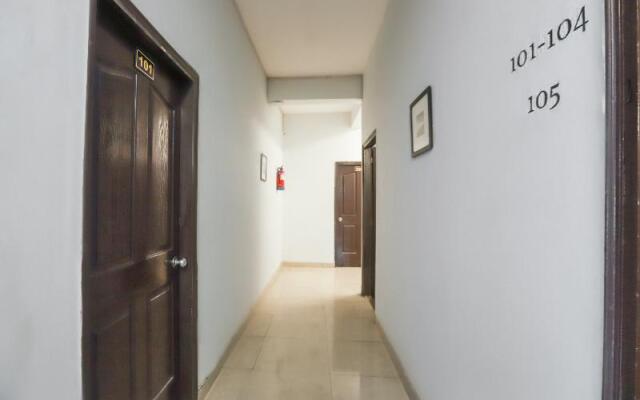 OYO 70620 Golden Villa