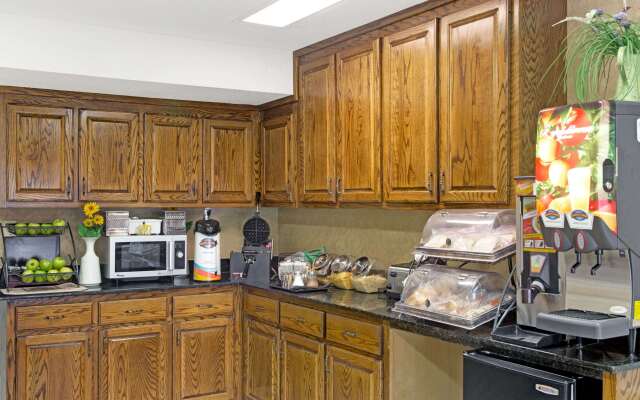 Baymont by Wyndham Sanford