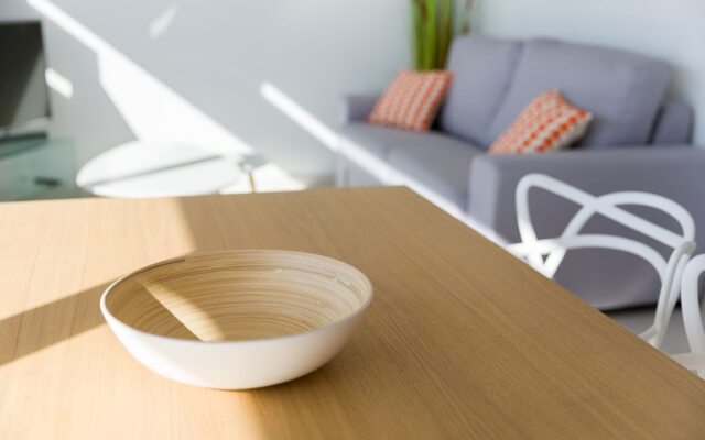 RENTHAS Calabeach Apartment