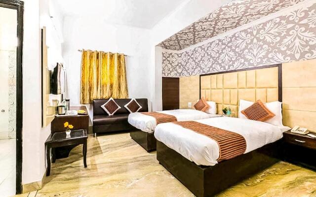Hotel The First by Goyal Hoteliers