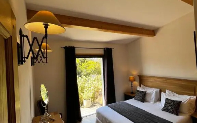 Villa Madra