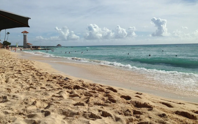 Playa Blanca Bed & Breakfast