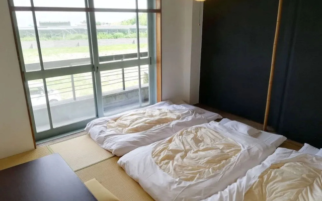 J-Hoppers Lake Biwa Guesthouse – Guest Rooms – Otsu