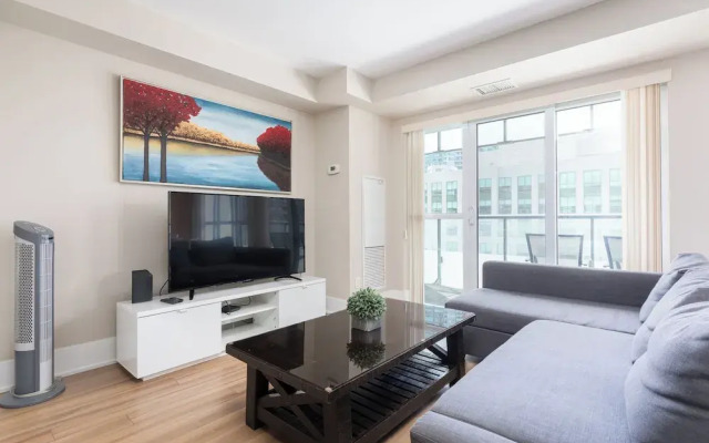 World Wide Stays Suite - CN Tower