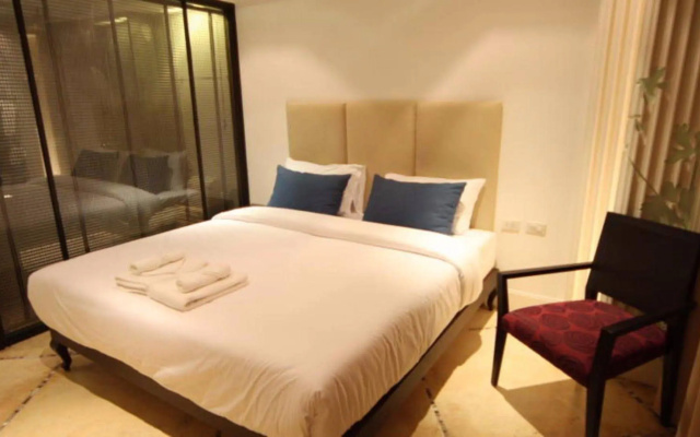 Rich Boutique Hotel