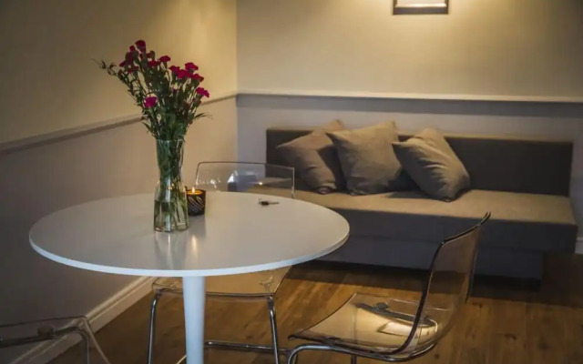 Angel House Apartments