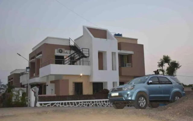 Wanderlust Vacation Home 2BHK