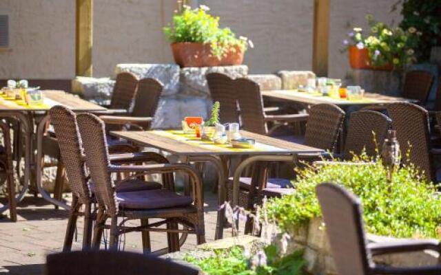 Hotel & Restaurant Ernst