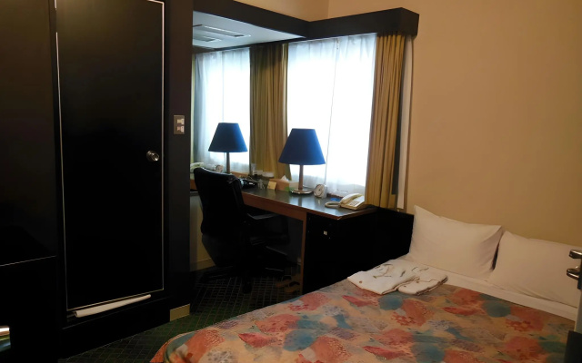 Shinjuku Hotel Park Inn – Guest Rooms – Tokyo