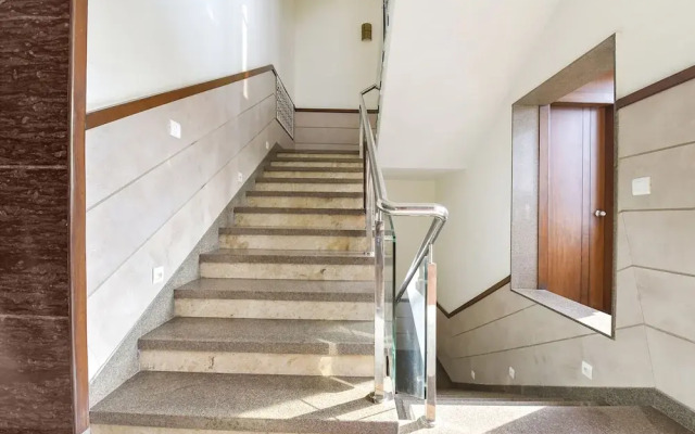 Fabhotel Prime Amantra