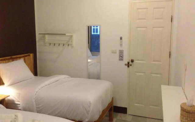Space Ben Guest House @ Muangkao