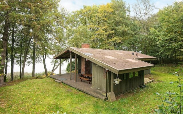 Gorgeous Holiday Home in Ry Right by the Lake