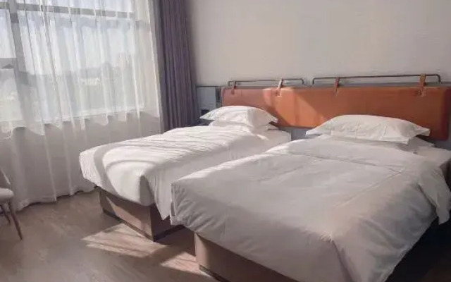 Echarm Hotel (Macheng Square Branch)
