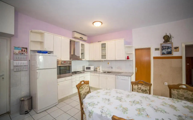 Apartmani Ada 2