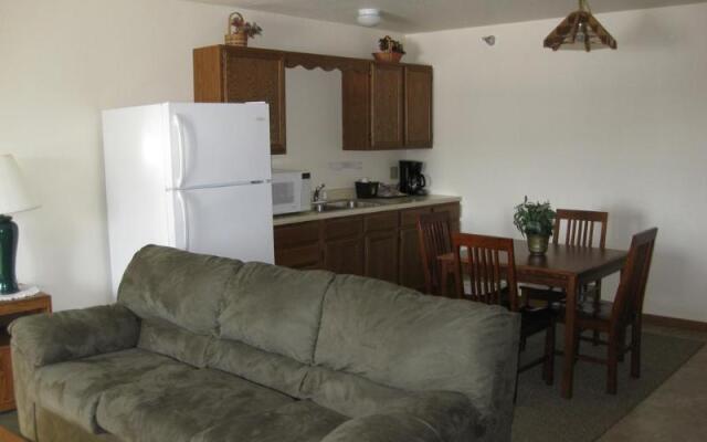Baymont Inn & Suites ESCANABA