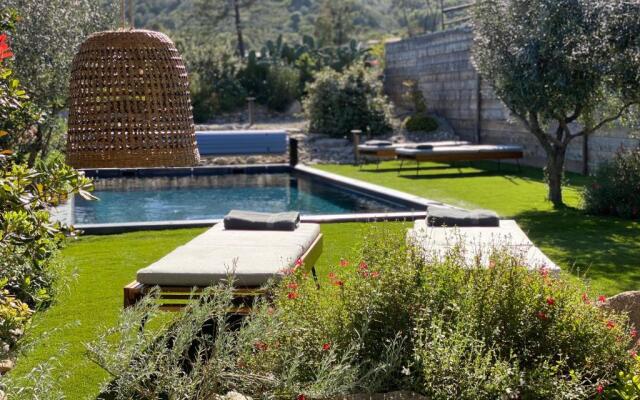 Villa à 5mn des plages avec piscine/jardin privée