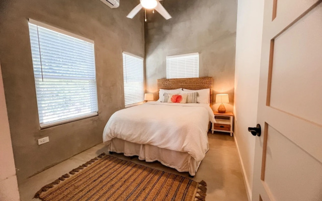 Paradise Cove 3 Bedroom Home