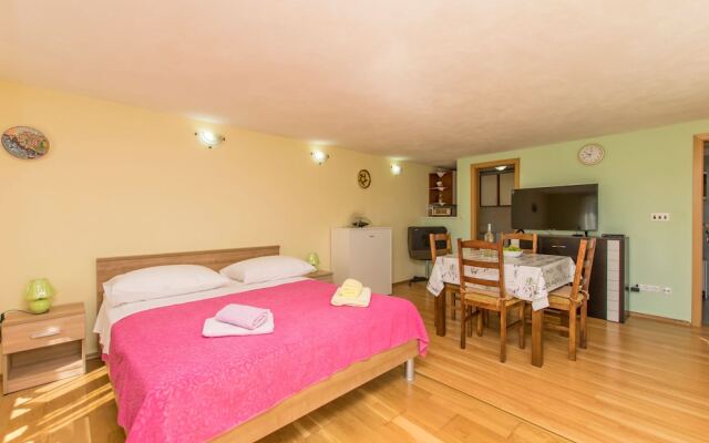 House Piece of Heaven