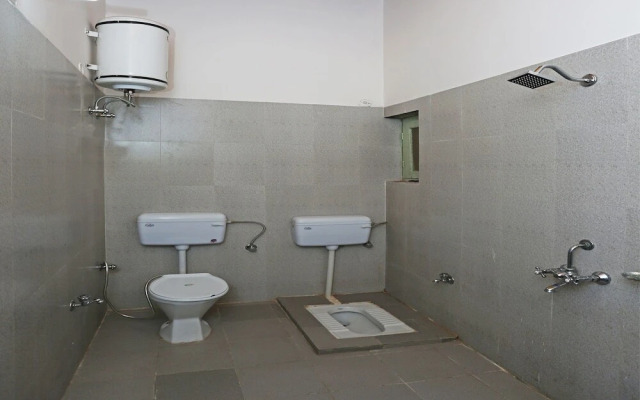 OYO Home 12326 Penthouse 2BHK