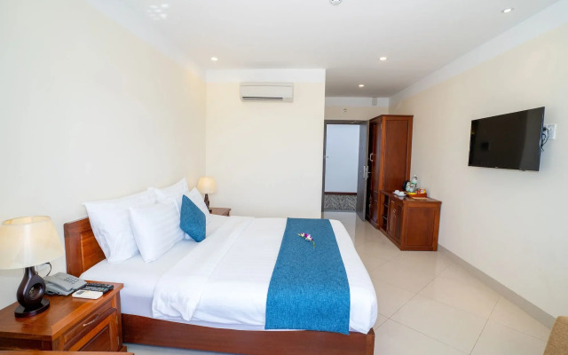 Navy Hotel Cam Ranh