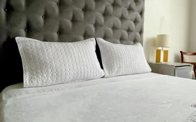 Sanchez hotel Spa by Chat Noir