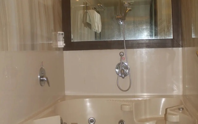 Hotel Ava Gil Puyat
