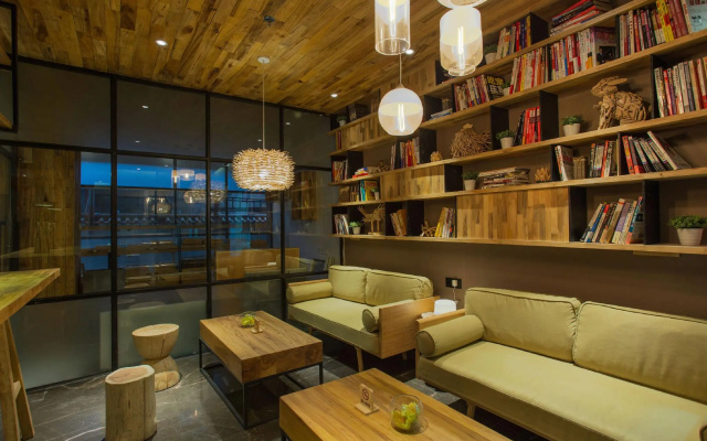 Guangdong V8 yat house – Lobby – Guangzhou