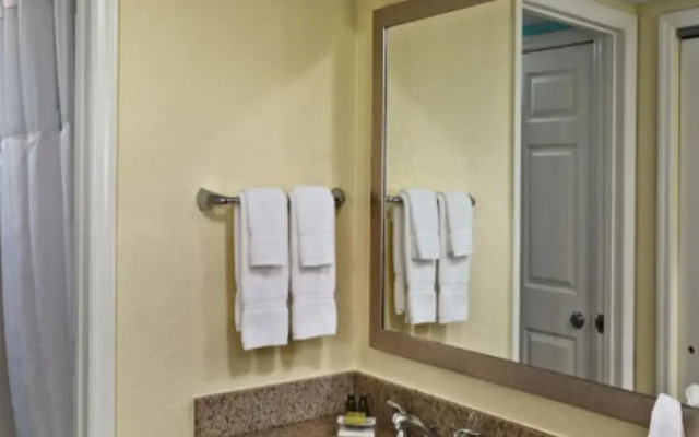 Sonesta ES Suites Memphis