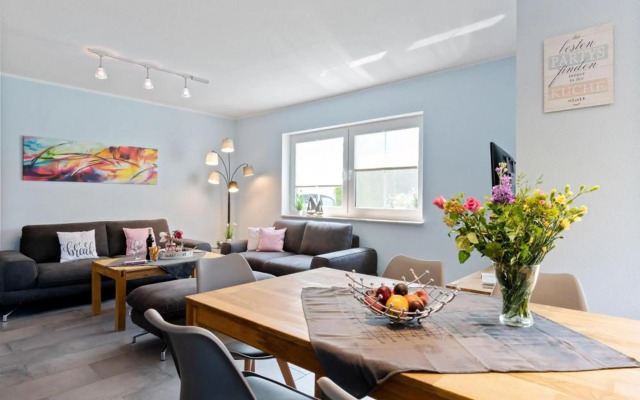 Am Bahndamm _Haus Meerblick_