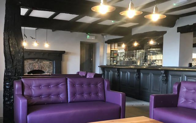 The Jack and Jill Coaching Inn