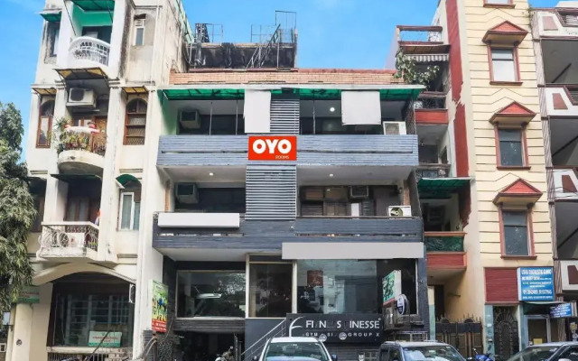 OYO Flagship 80574 Royal Galaxy