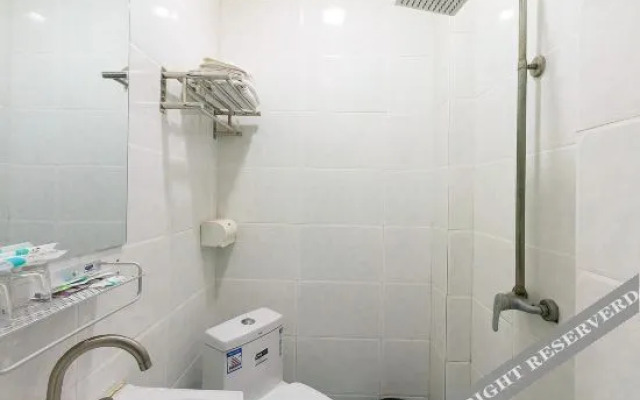Weihui Yuexiu Theme Hotel