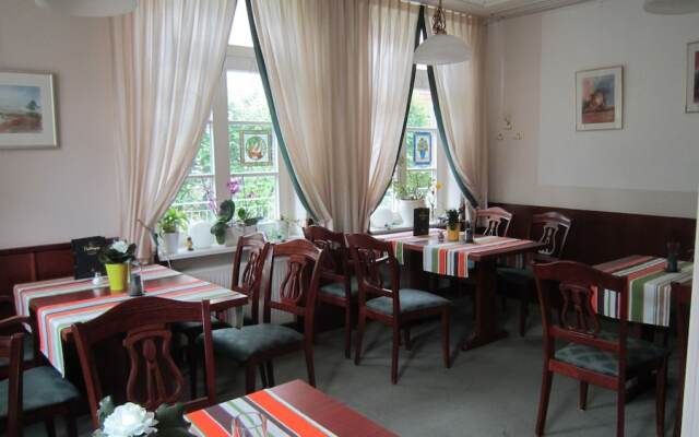 Bergedorfer Höhe Hotel Garni